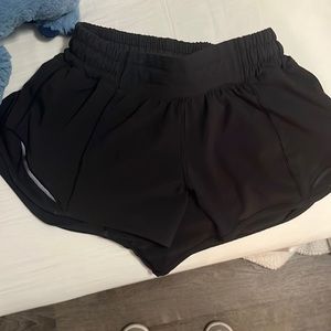 lululemon hotty hots